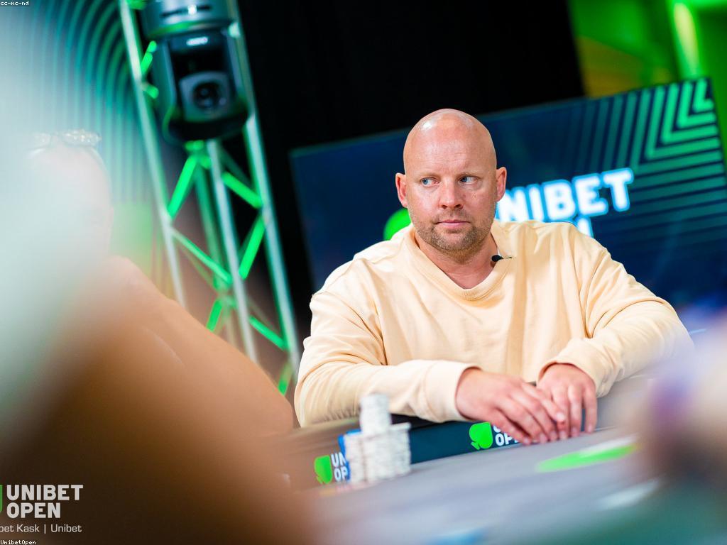 ការបង្ហាញកាស៊ីណូ: ទីតាំង ប្រភេទ និងការស្វែងរក