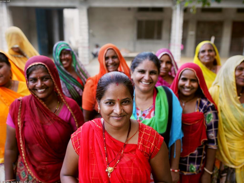 ការសិក្សាពីអត្ថបទអប់រំ និងផលប៉ះពាល់លើការអភិវឌ្ឍន៍